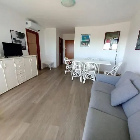 Due Torri Tipo C Apartment
